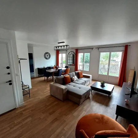 Apartman Stains-l'avenir A