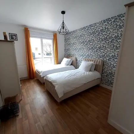Apartman Stains-l'avenir A *